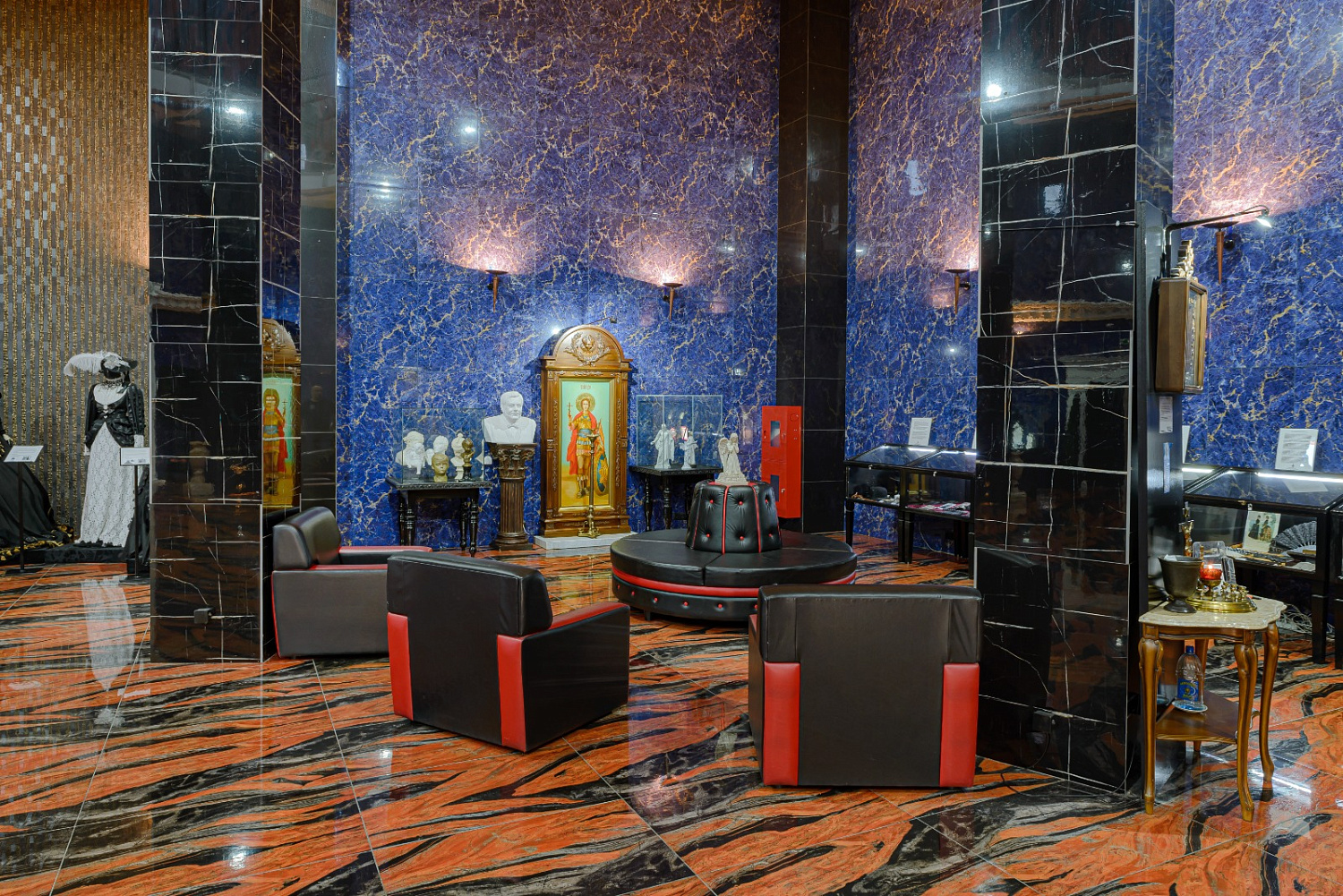 Траурные залы (Купольный зал - зал ожидания)